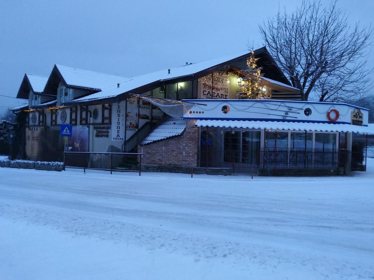 Pensiunea Total Ceahlău Esterno foto
